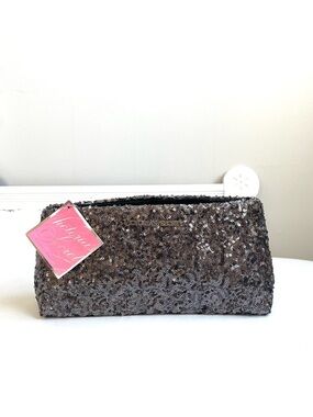 NWT VICTORIA'S SECRET PINK LABEL GREY GUNMETAL METALLIC SEQUIN CLUTCH BAG SNAP